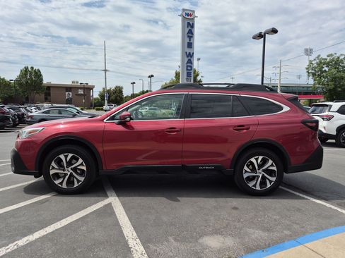 Used 2022 Subaru Outback Limited XT AWD/4WD image 7