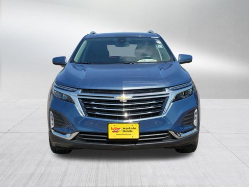 Used 2024 Chevrolet Equinox Premier AWD/4WD image 2