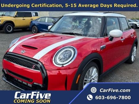Used 2024 MINI Cooper S FWD image 1
