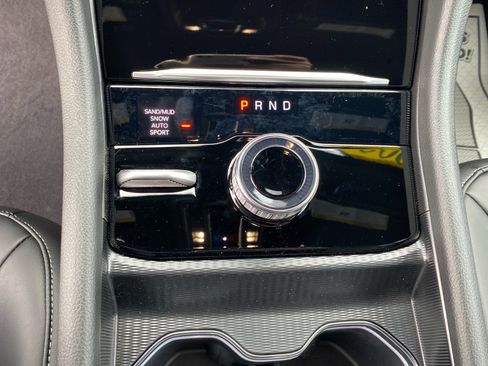 Used 2025 Jeep Grand Cherokee Limited w/ Trailer Tow Package image 12