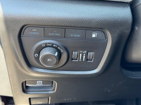 Used 2024 Jeep Grand Cherokee Limited 4xe w/ Luxury Tech Group II AWD/4WD image 10