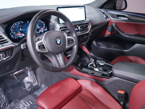 Used 2025 BMW X4 xDrive30i w/ M Sport Package AWD/4WD image 6