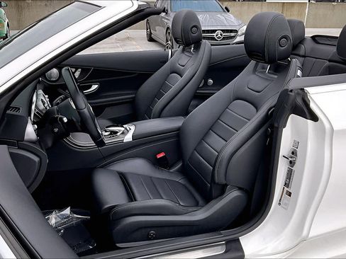 Used 2023 Mercedes-Benz C 300 4MATIC Cabriolet w/ Multimedia Package image 7