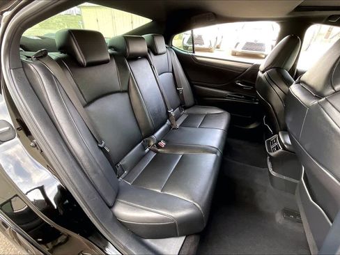 Used 2023 Lexus ES 350 F Sport w/ Accessory Package (Z2) image 20