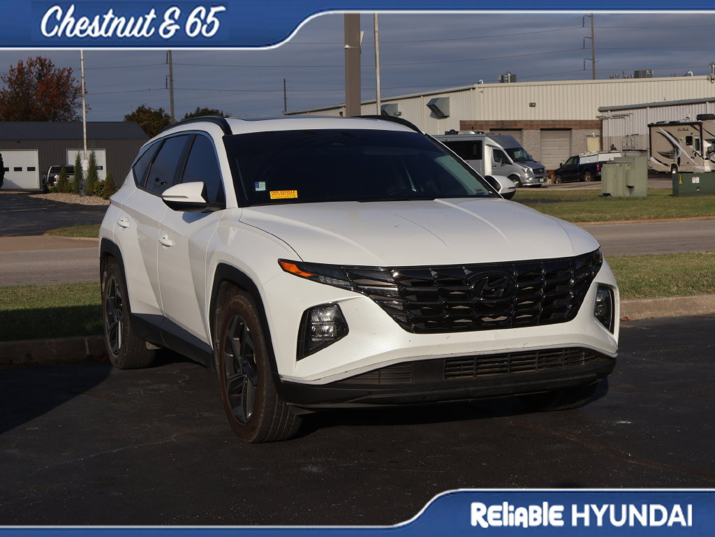 Used 2022 Hyundai Tucson SEL w/ Convenience + Premium Package FWD image 2