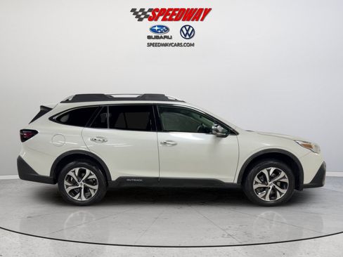 Used 2020 Subaru Outback Touring AWD/4WD image 4