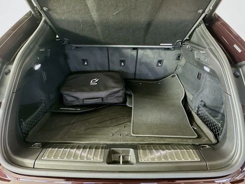 Used 2024 Porsche Macan Turbo Electric AWD/4WD image 27