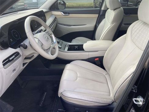 Used 2024 Hyundai Palisade Limited image 14