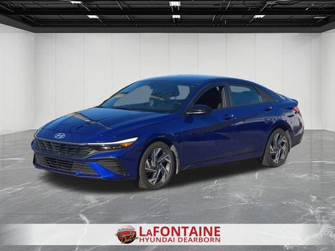 Used 2025 Hyundai Elantra Sport FWD image 1