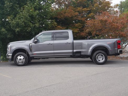 Certified 2024 Ford F350 Lariat w/ Lariat Ultimate Package AWD/4WD image 20