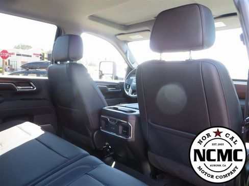 Used 2024 GMC Sierra 2500 Denali w/ Denali Reserve Package image 71