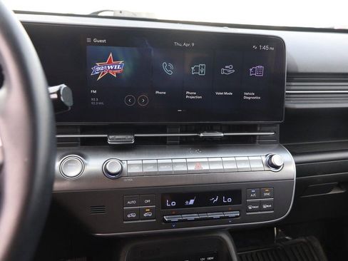 Used 2025 Hyundai Kona SEL FWD image 15