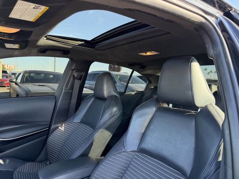 Used 2020 Toyota Corolla XSE image 24