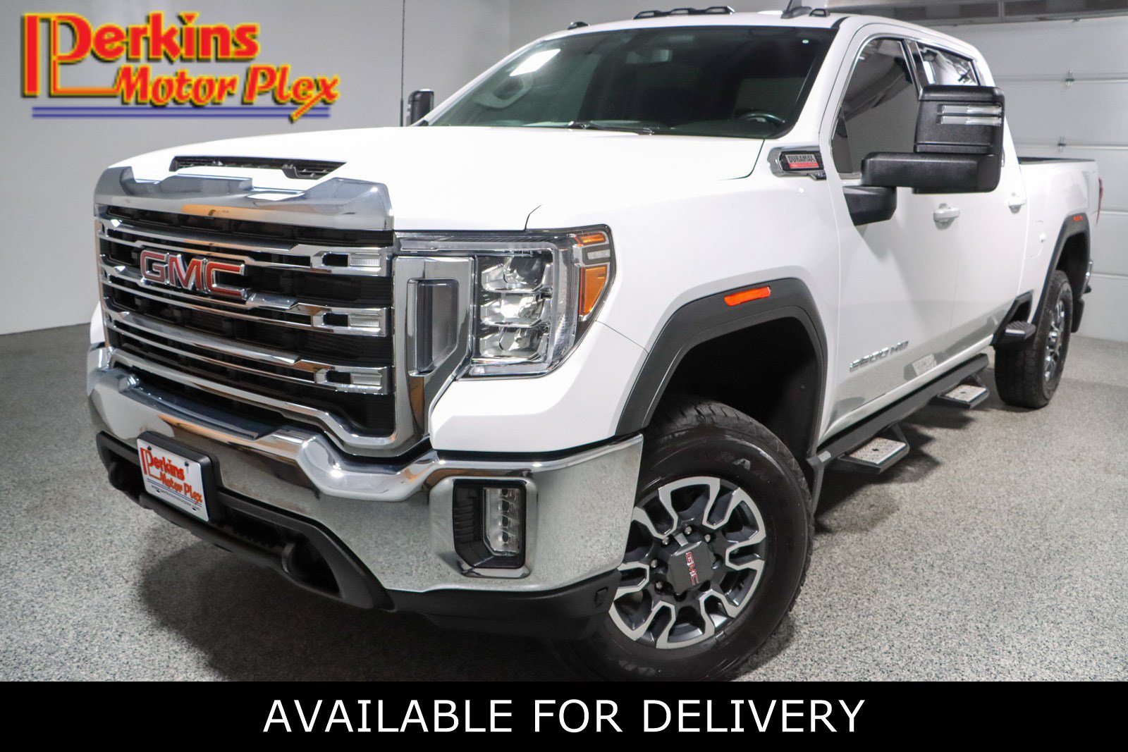 Used 2021 GMC Sierra 2500 SLE w/ SLE Value Package; AWD/4WD image 1