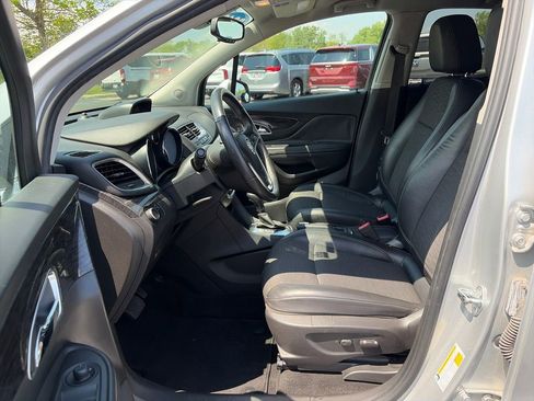 Used 2016 Buick Encore FWD image 14