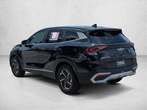 Used 2024 Kia Sportage LX FWD image 7