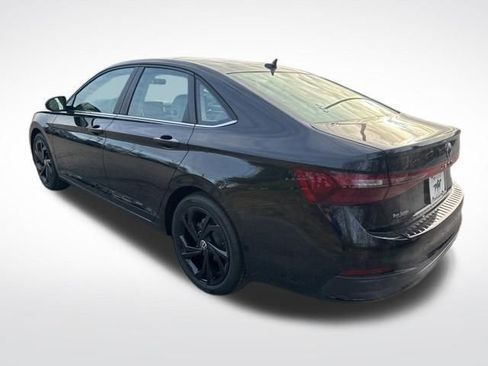 New 2026 Volkswagen Jetta SE image 5