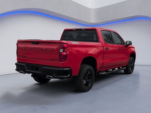 New 2026 Chevrolet Silverado 1500 Custom Trail Boss w/ LPO, Dark Essentials Package image 3
