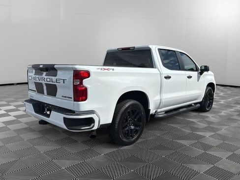 Used 2026 Chevrolet Silverado 1500 Custom w/ Rally Edition AWD/4WD image 4
