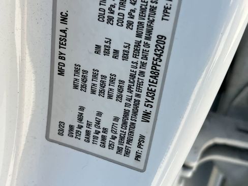 Used 2023 Tesla Model 3 Standard Range image 29