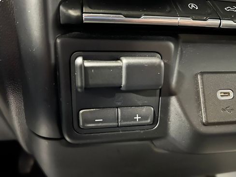 Used 2021 GMC Sierra 1500 Elevation w/ X31 Off-Road Package image 14