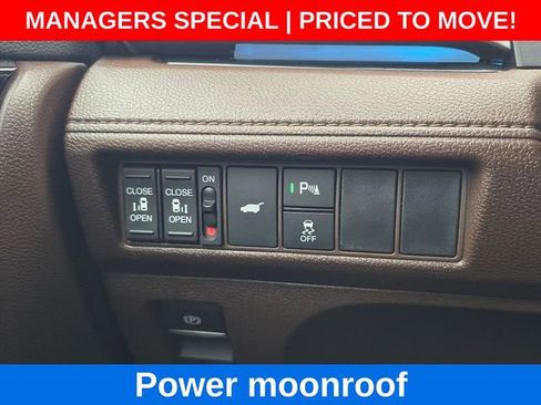 Used 2025 Honda Odyssey Touring image 16