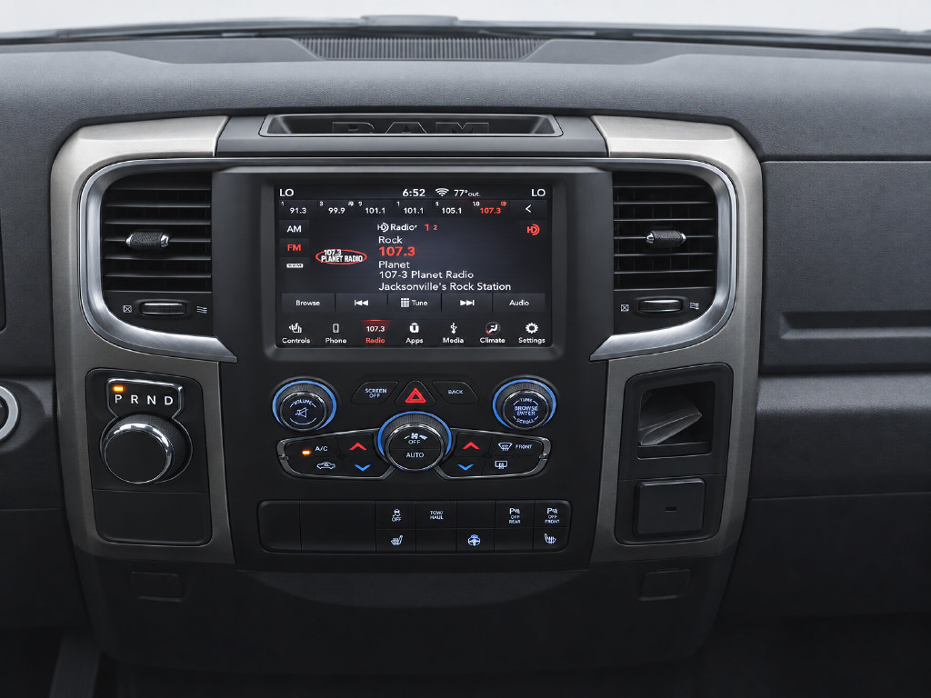 Used 2019 RAM 1500 Big Horn RWD image 13