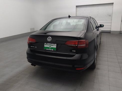Used 2016 Volkswagen Jetta SE FWD image 7