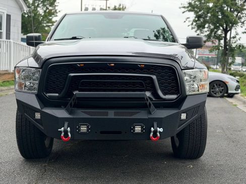 Used 2016 RAM 1500 Express RWD image 9