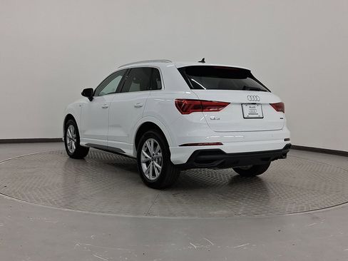 New 2025 Audi Q3 2.0T Premium w/ Convenience Package image 3