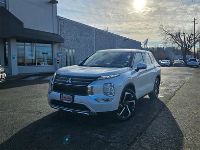 Used 2023 Mitsubishi Outlander SE