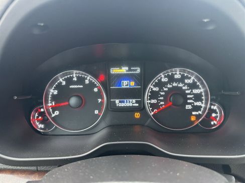 Used 2013 Subaru Legacy 2.5i Limited image 12