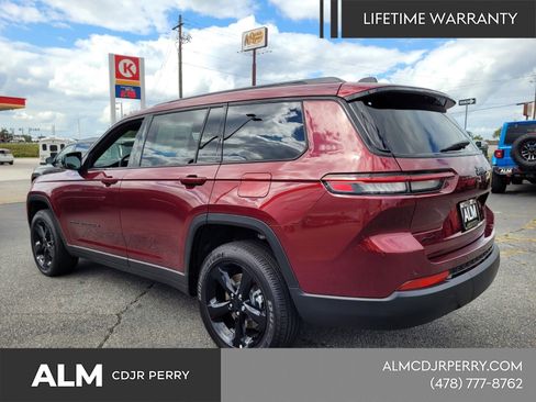 New 2025 Jeep Grand Cherokee L Altitude AWD/4WD image 10