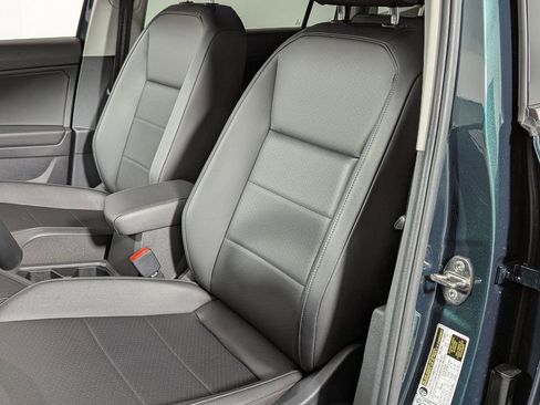 Used 2019 Volkswagen Tiguan SE FWD image 13