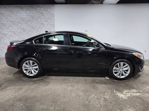 Used 2016 Buick Regal Premium image 3