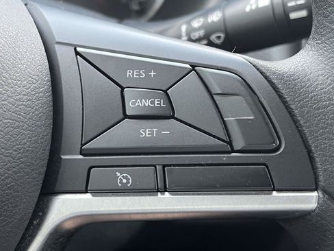 Used 2022 Nissan Kicks S w/ Interior Electronics Package FWD image 21