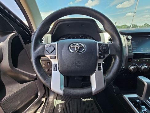 Used 2020 Toyota Tundra SR5 w/ SR5 Upgrade Package AWD/4WD image 13