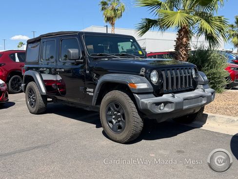 Used 2018 Jeep Wrangler Unlimited Sport S AWD/4WD image 2