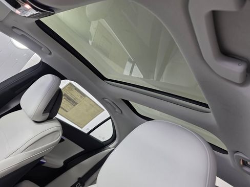 New 2026 Mercedes-Benz C 300 Sedan image 9