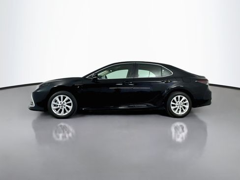 Certified 2023 Toyota Camry LE AWD/4WD image 4