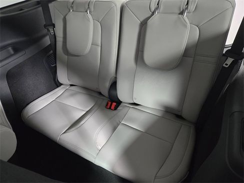 New 2026 Lincoln Aviator Premiere image 14