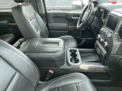 Used 2022 GMC Sierra 2500 Denali w/ Denali Black Diamond Edition AWD/4WD image 11