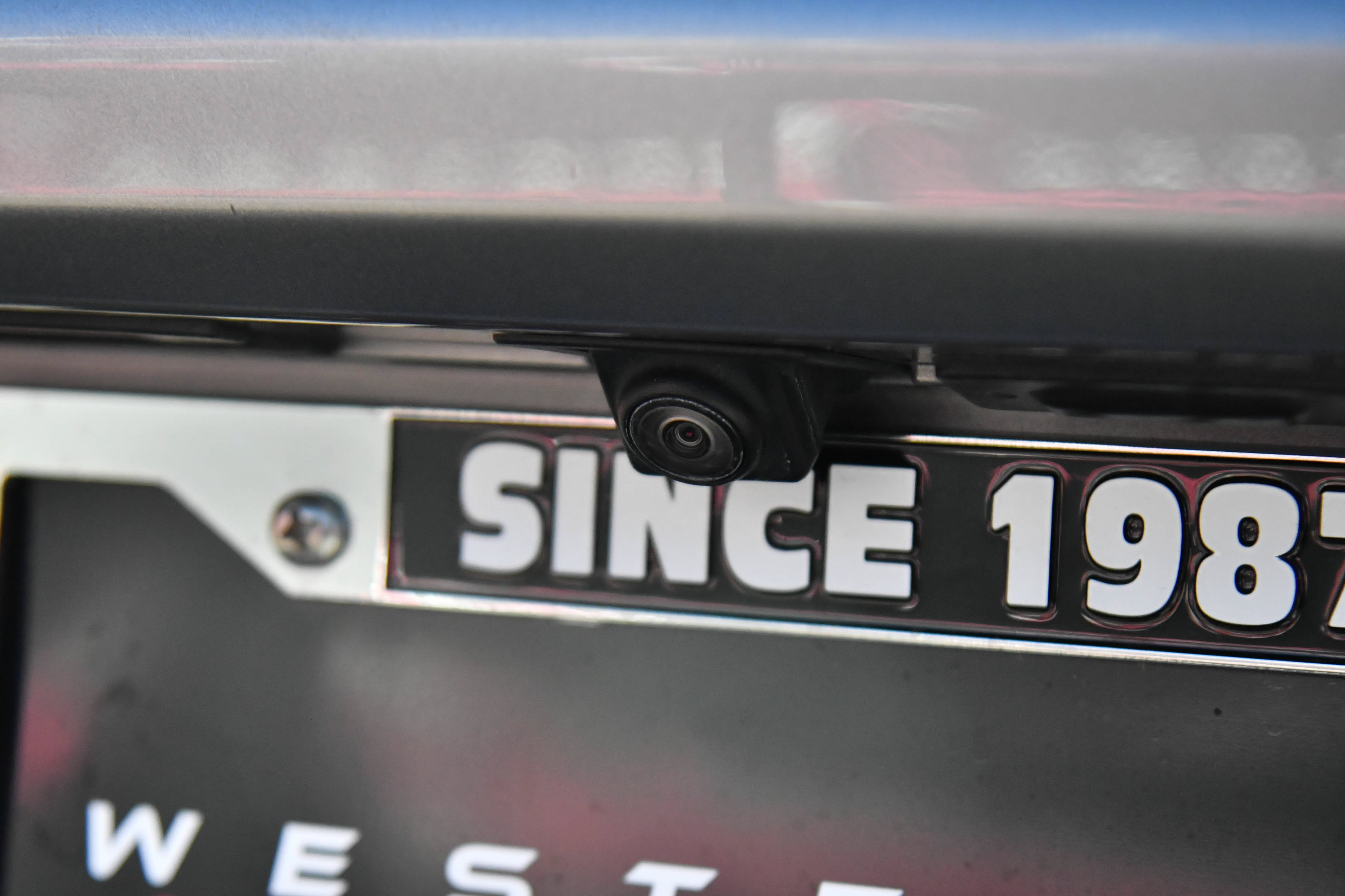 Used 2023 Chevrolet Camaro LT RWD image 33