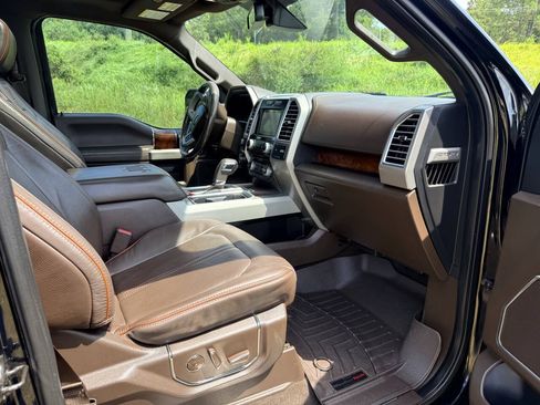 Used 2017 Ford F150 King Ranch w/ Equipment Group 601A Luxury AWD/4WD image 18