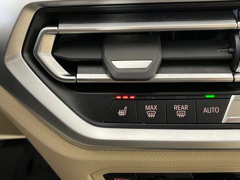 Used 2021 BMW 330i xDrive 330i xDrive w/ Convenience Package image 11