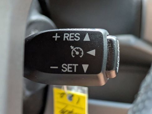 Used 2012 Toyota Tacoma 4x4 Double Cab w/ SR5 Pkg image 26