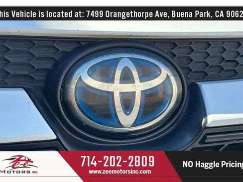 Used 2021 Toyota Corolla LE image 54