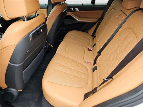 New 2026 BMW X5 sDrive40i w/ Executive Package image 16