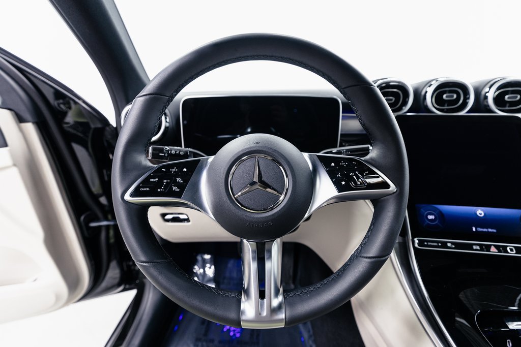 Used 2026 Mercedes-Benz GLC 300 4MATIC image 11