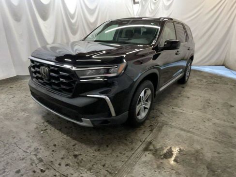 Certified 2025 Honda Pilot EX-L image 14